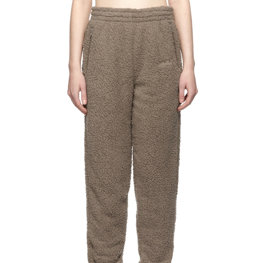 New with tags SKIMS Teddy Jogger